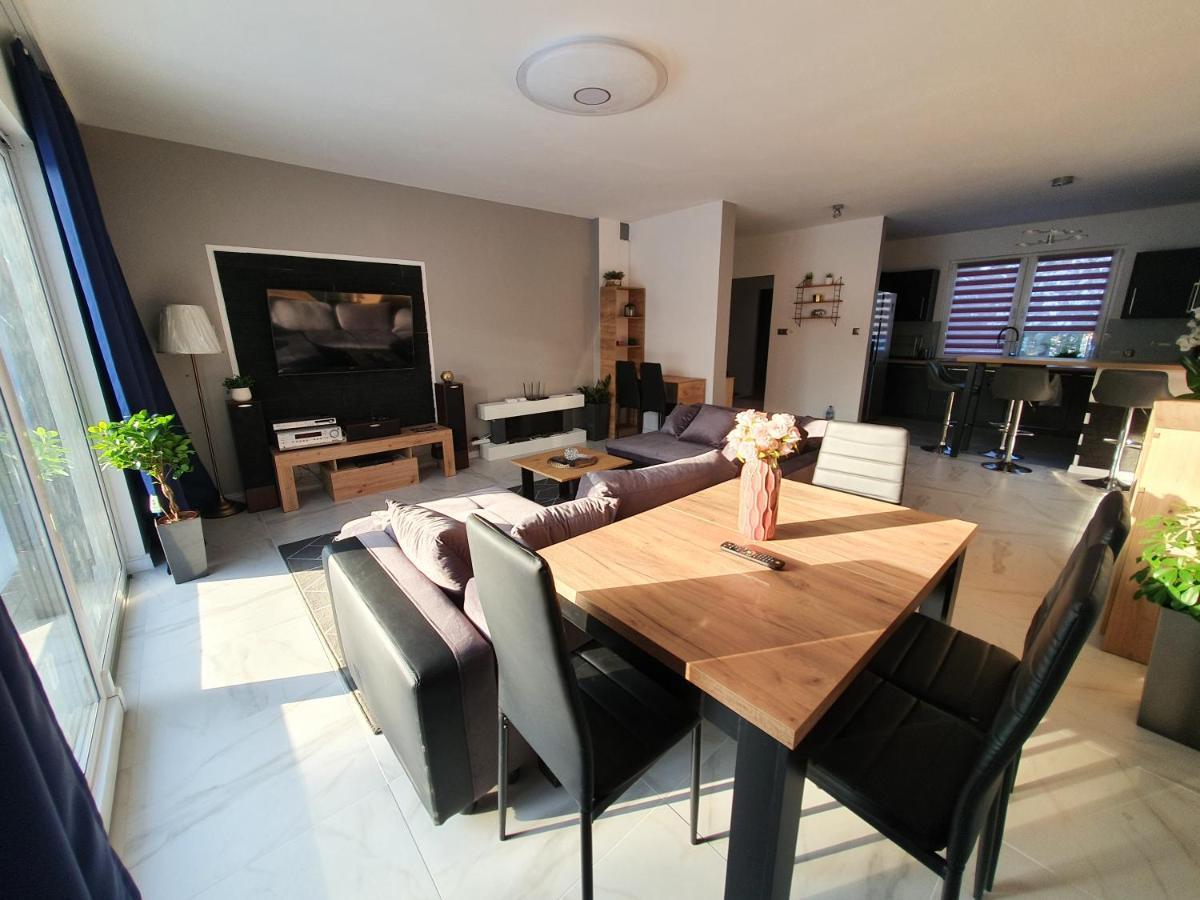 Nowy Dom Apartament Z Widokiem Na Gory 8 Osob Bielsko-Biała Dış mekan fotoğraf