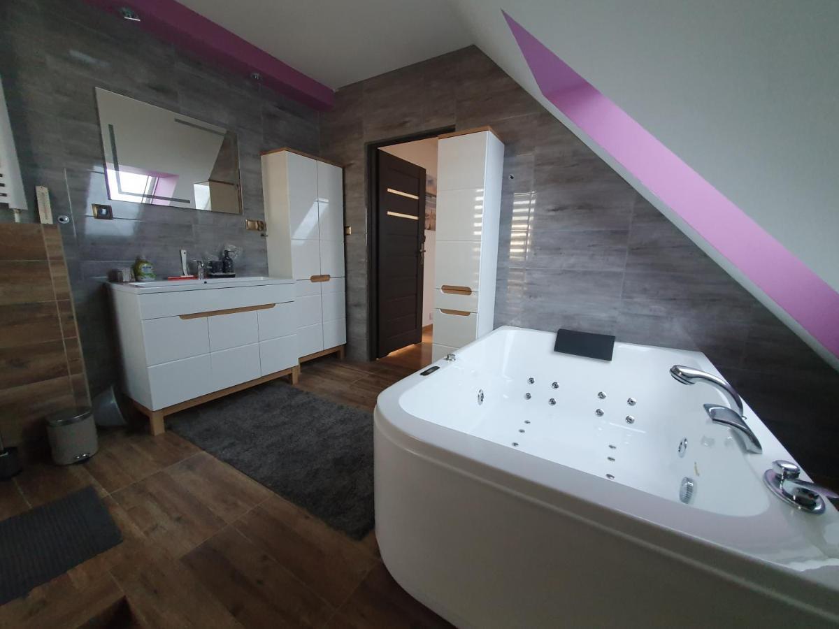 Nowy Dom Apartament Z Widokiem Na Gory 8 Osob Bielsko-Biała Dış mekan fotoğraf